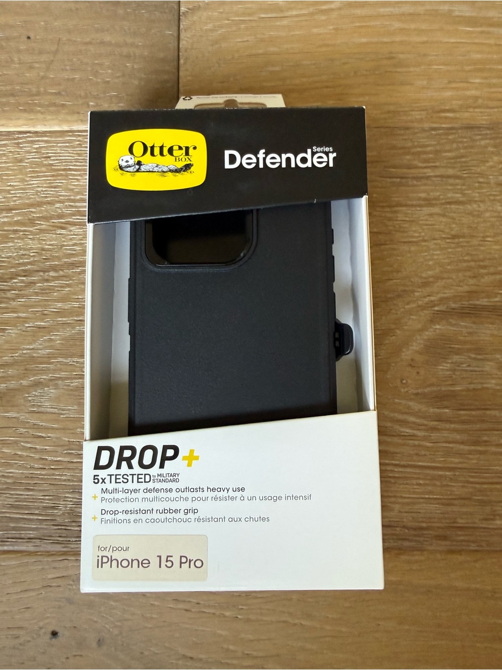 New OtterBox Defender Series Heavy Duty Case for iPhone 15 Pro - Black